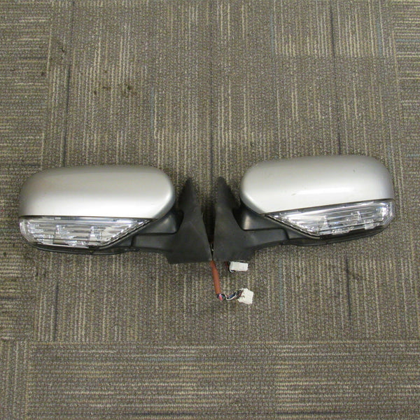 JDM 05-06 Subaru Legacy Mirrors Heated & Turn Signal